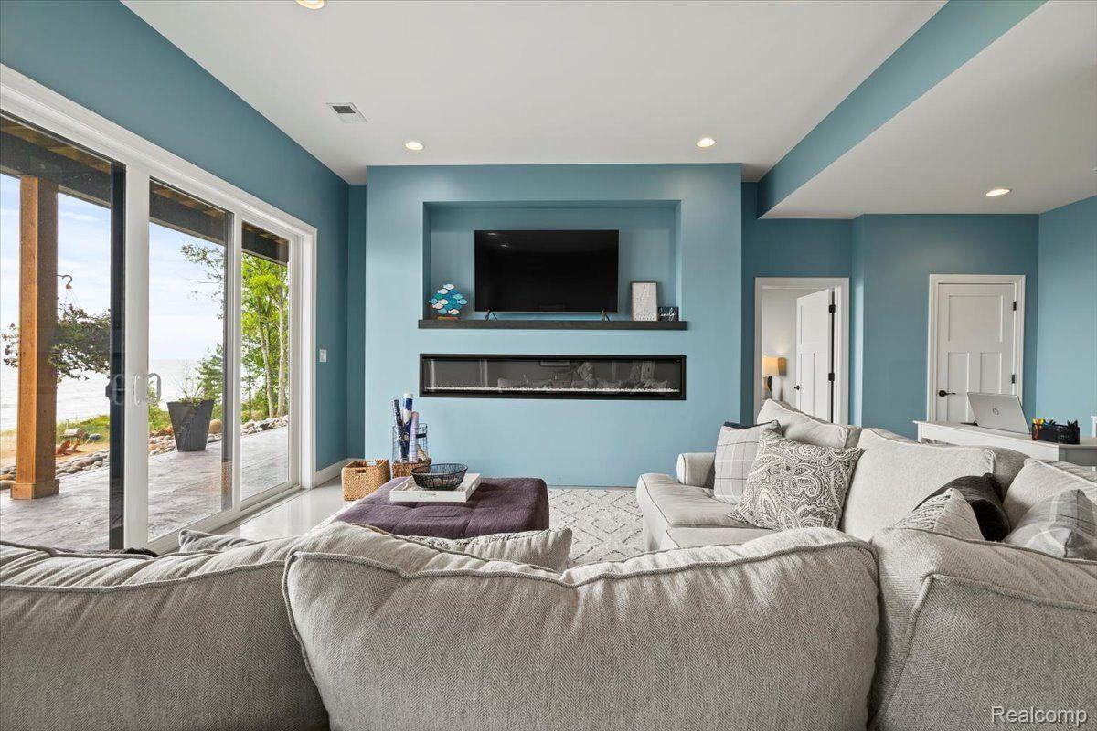 Harrisville City Alcona, Michigan 48740, United States, 3 Bedrooms Bedrooms, ,4 BathroomsBathrooms,Residential,Active,139822