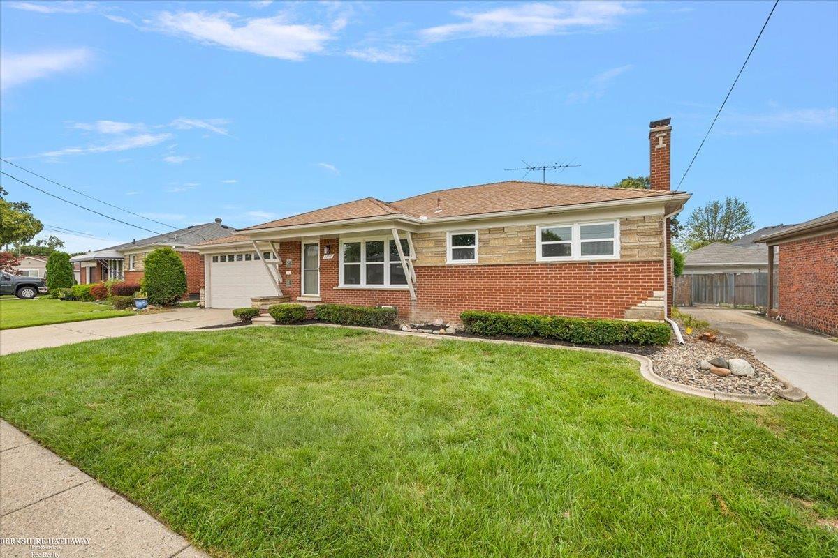 22507 Shorewood Drive