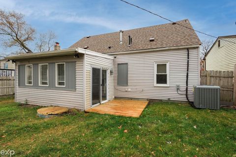 Tiny photo for 8065 Ogden Drive, Sterling Heights City, MI 48314 (MLS # 58050201119)