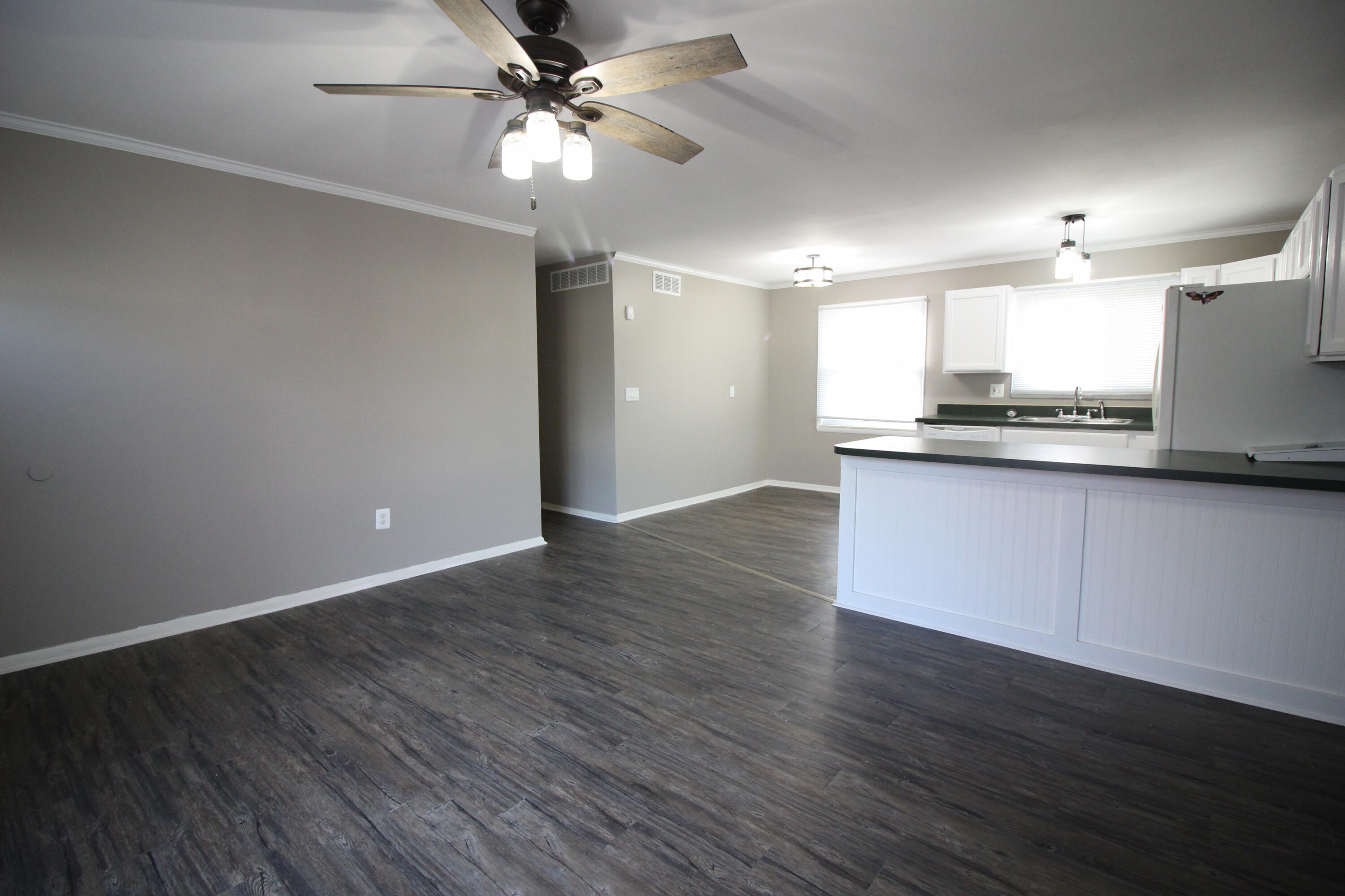 15756 Woodmont Street