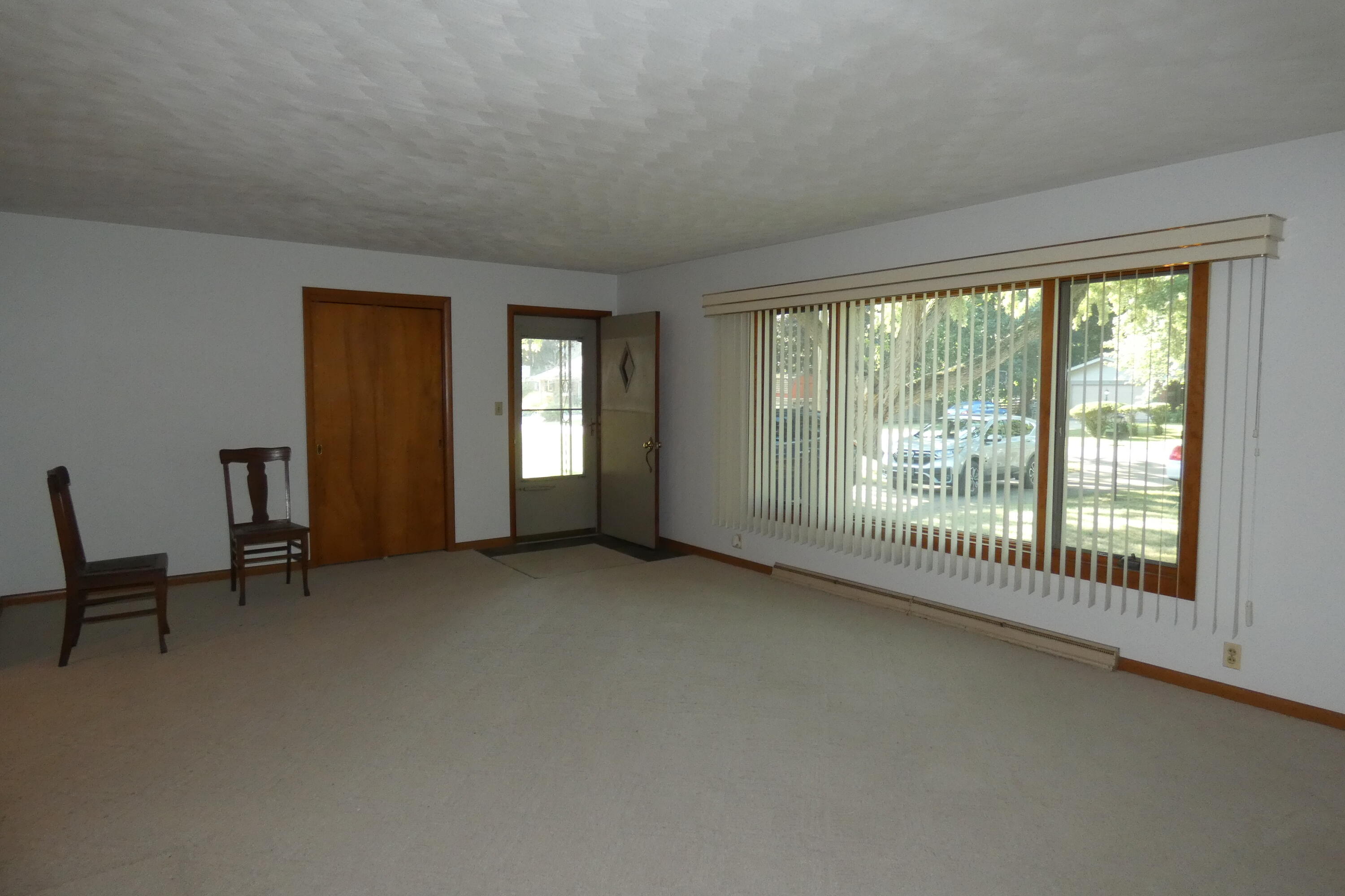 1785 Grand View Avenue