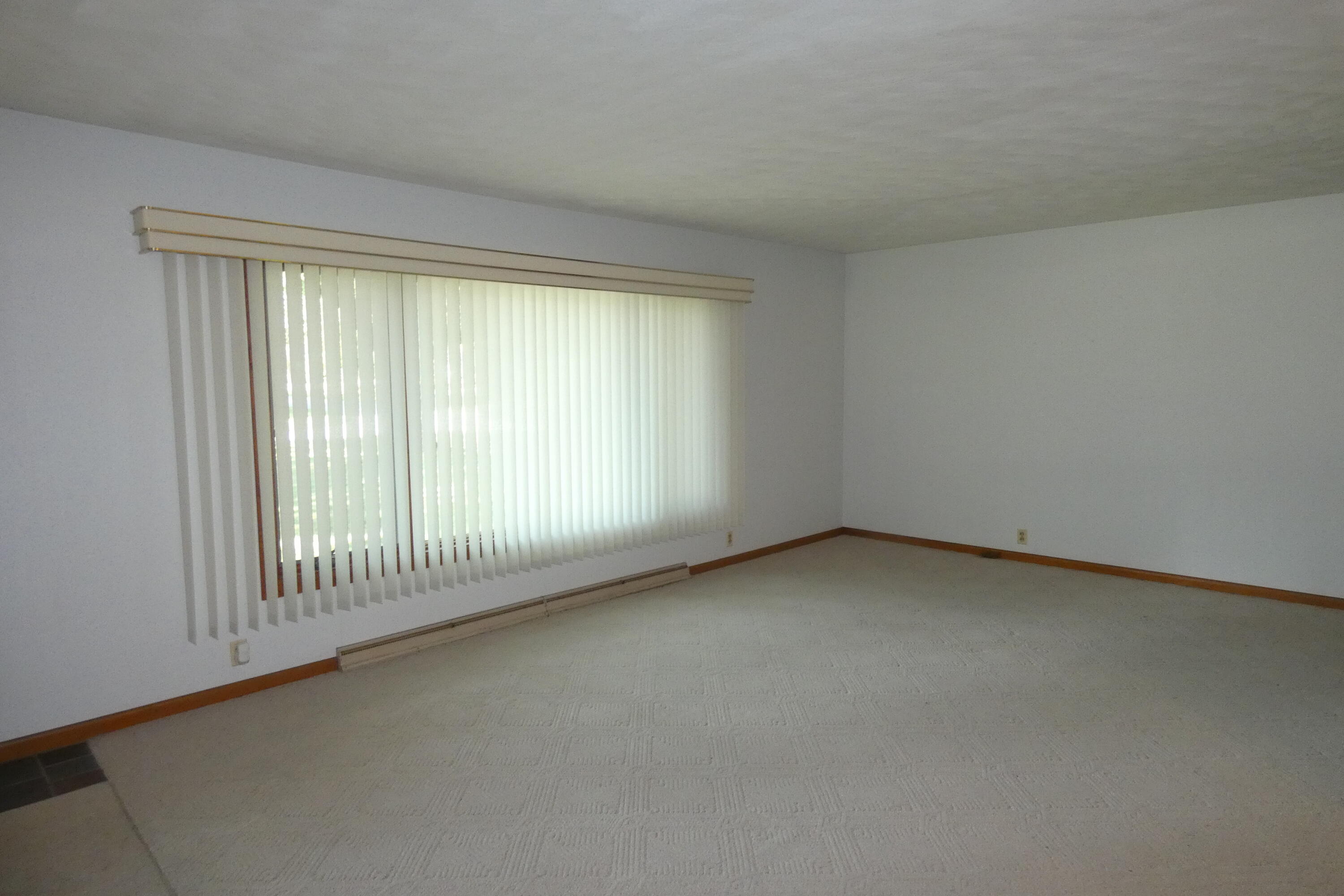 1785 Grand View Avenue