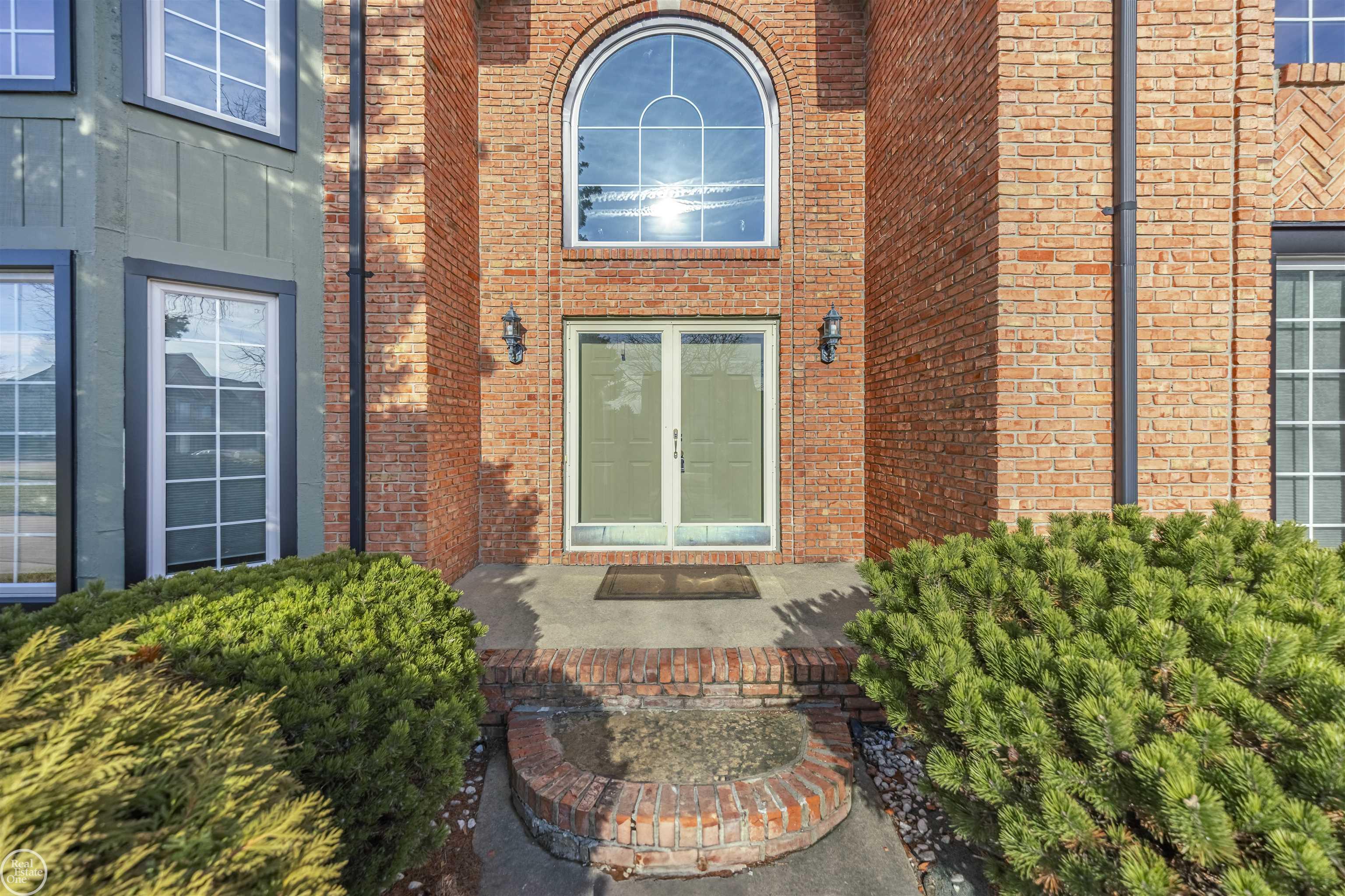 4885 Homestead Drive