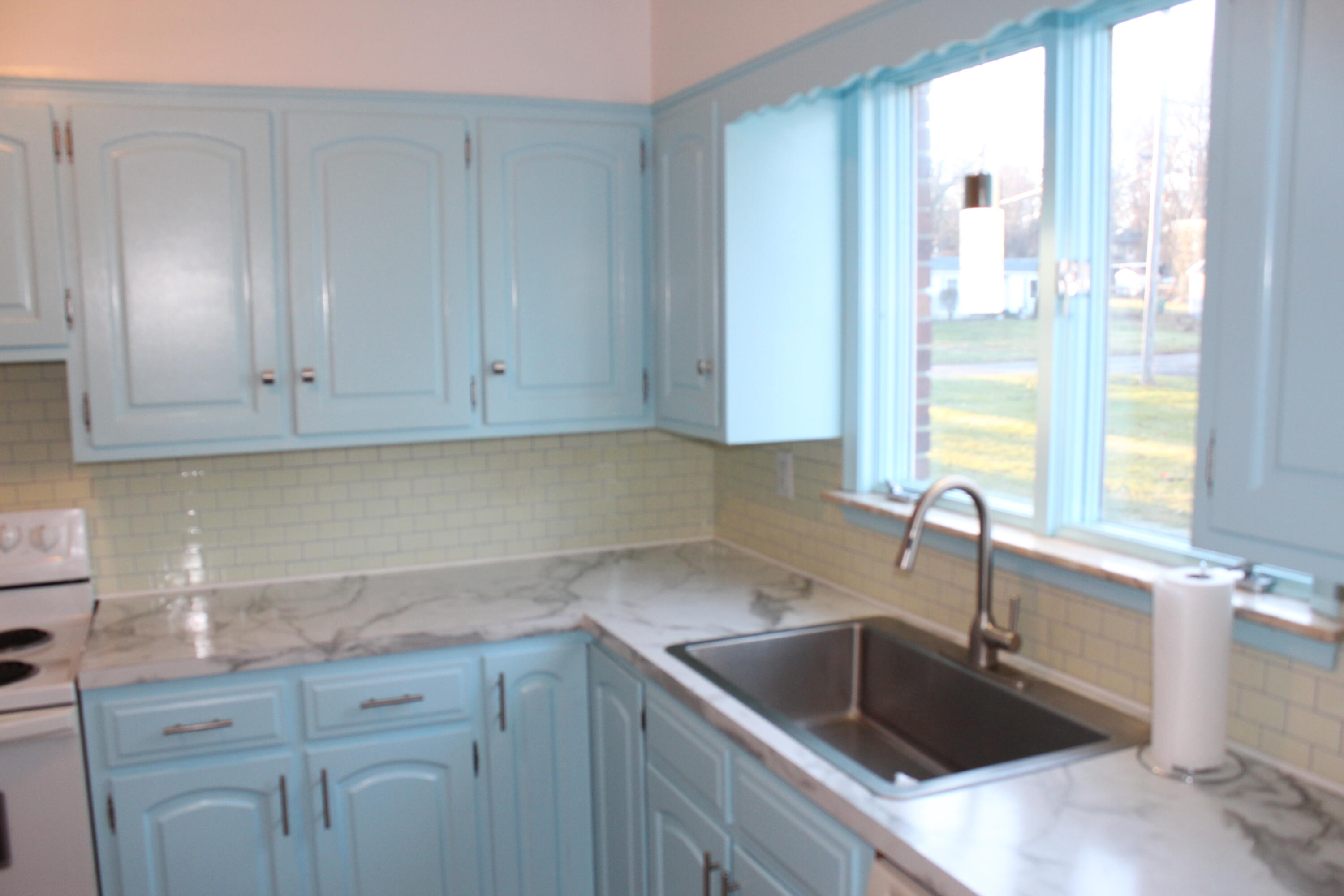 676 W Michigan Avenue