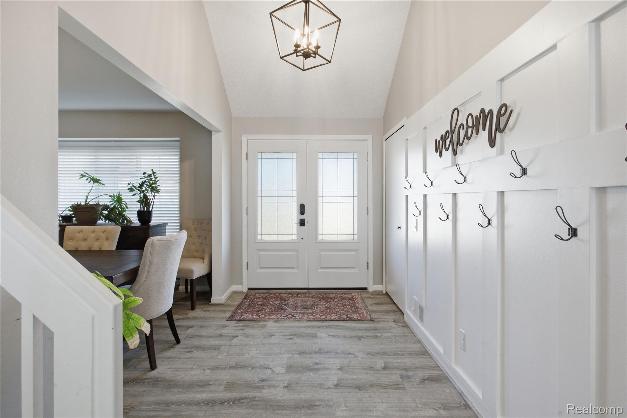 18488 Manor Lane