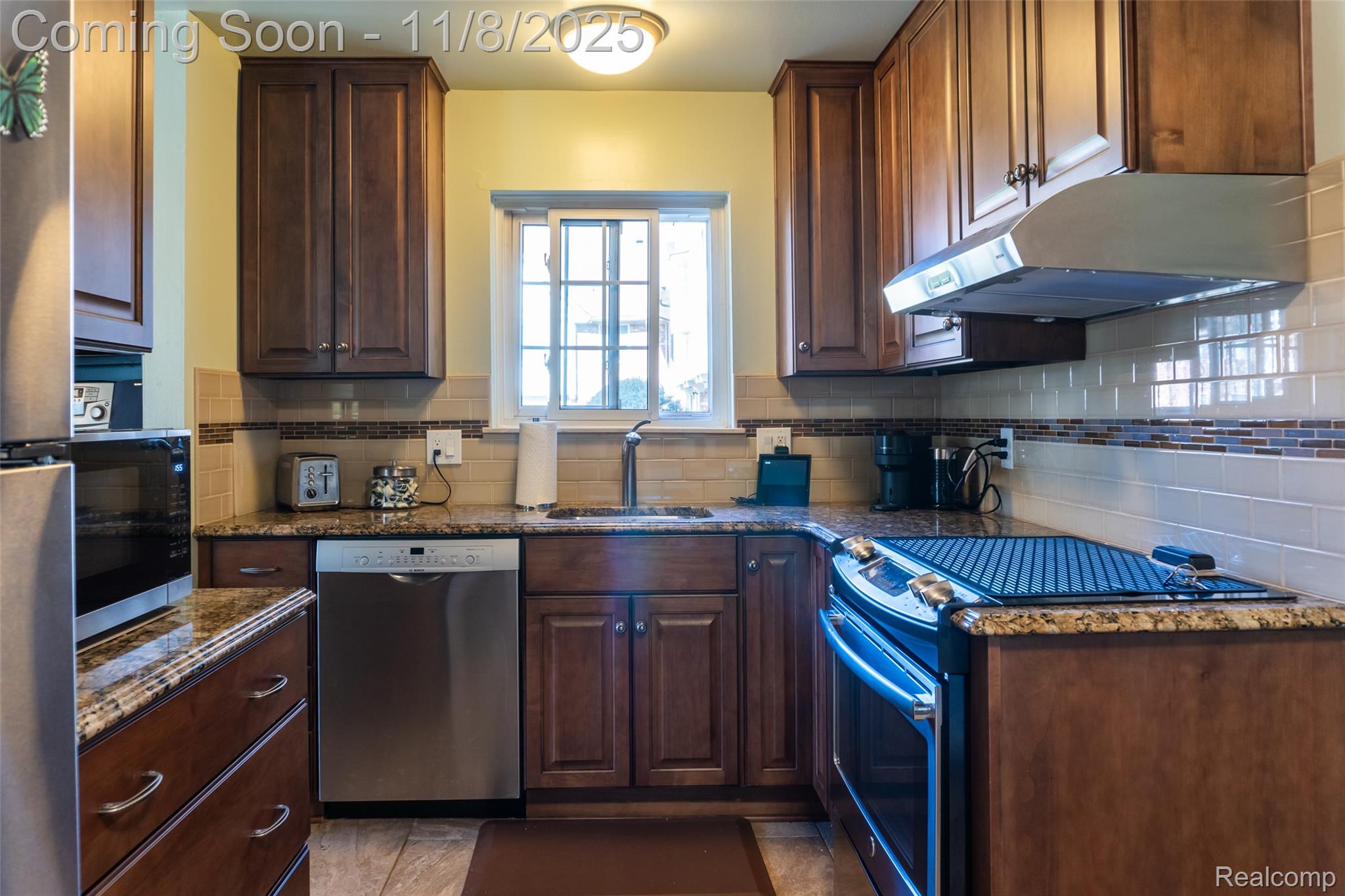 30240 Southfield Road 174