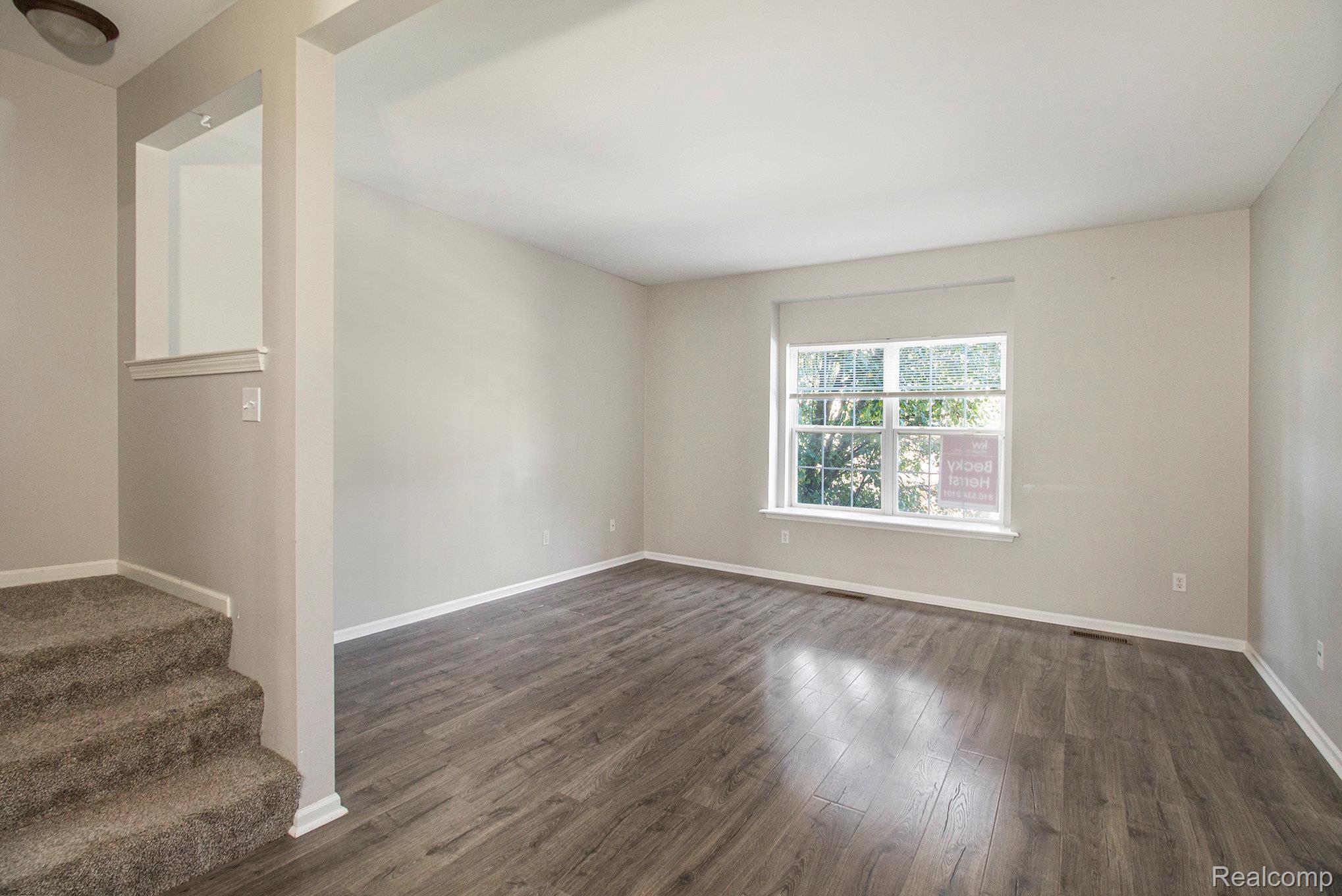 2157 Knotty Pine Trail