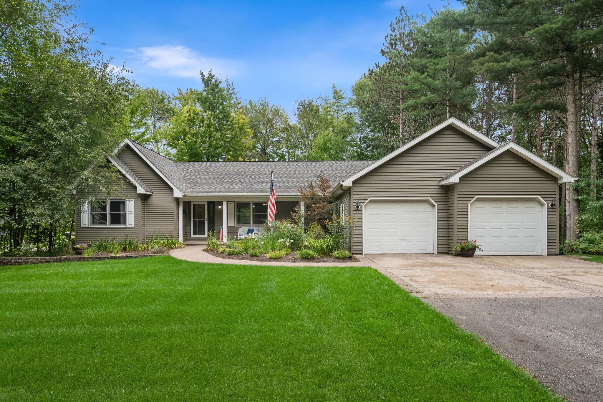4043 Clam Lake Drive
