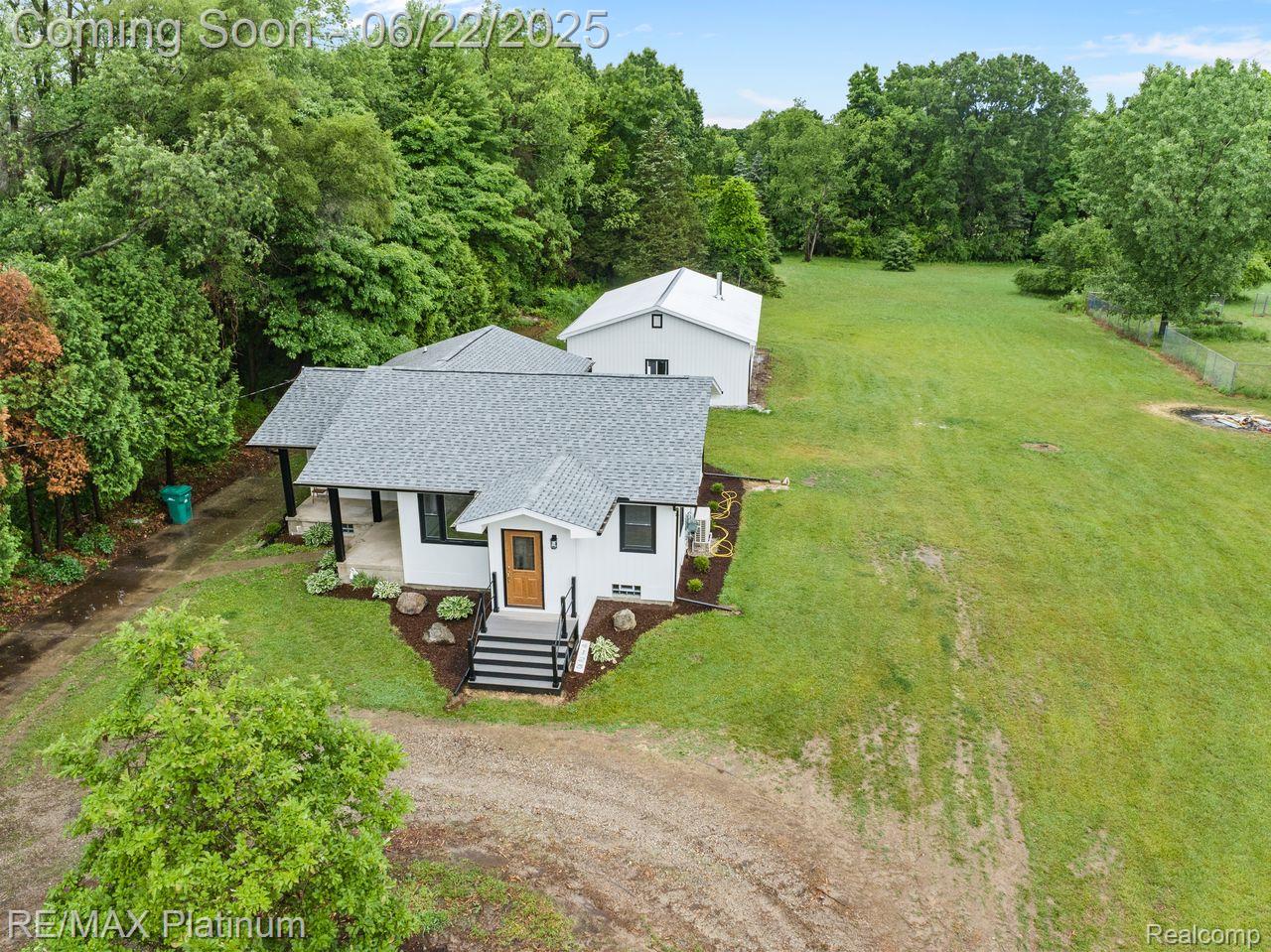 4125 N Tipsico Lake Road N