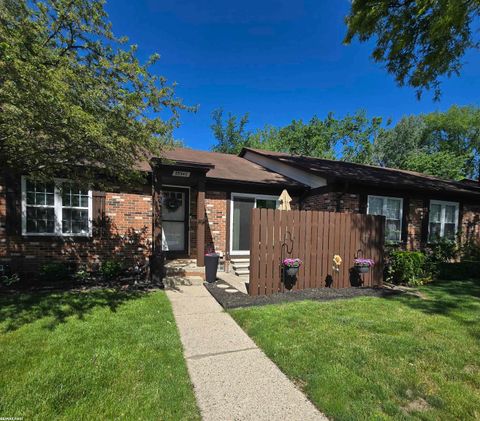 Photo of 35340 Bristlecone Drive, Clinton Charter Township, MI 48035 (MLS # 58050209538)