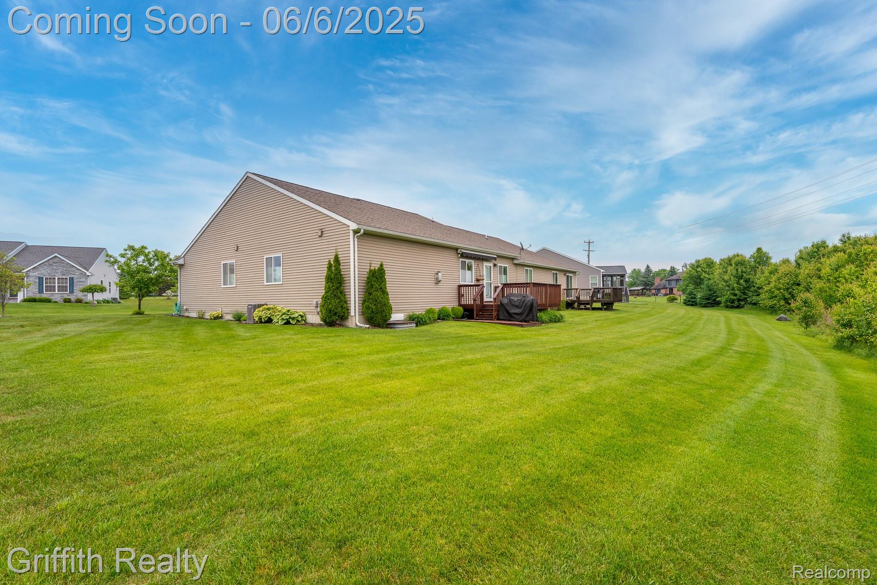 2870 Grand Marais Drive