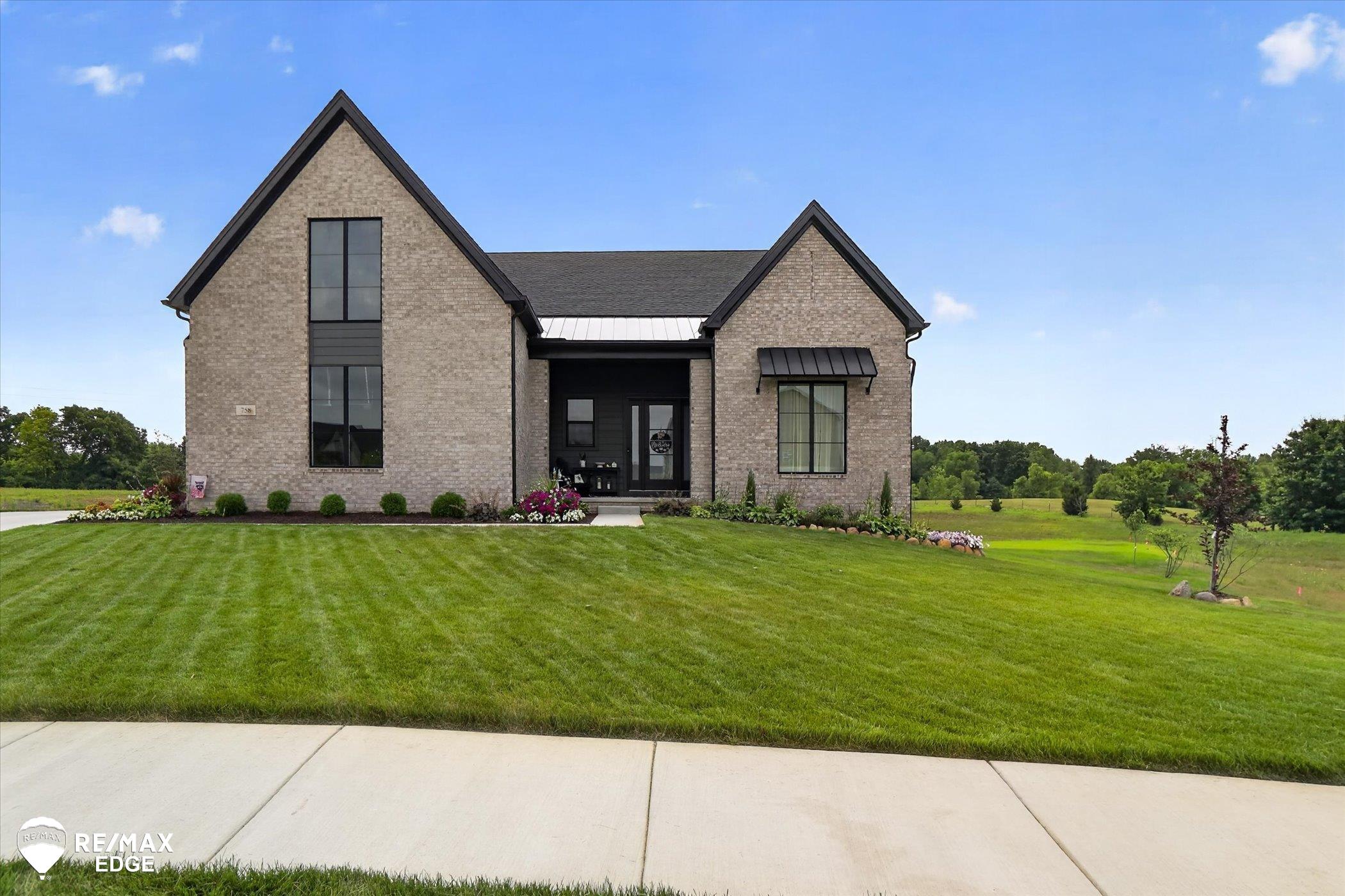 758 Sutton Court