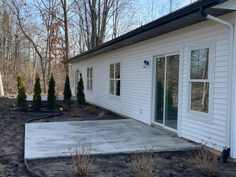 Tiny photo for 725 Violet Way, Royalton Township, MI 49085 (MLS # 69026009551)