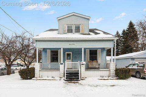 1101 S Farragut Street Bay City City MI 48708