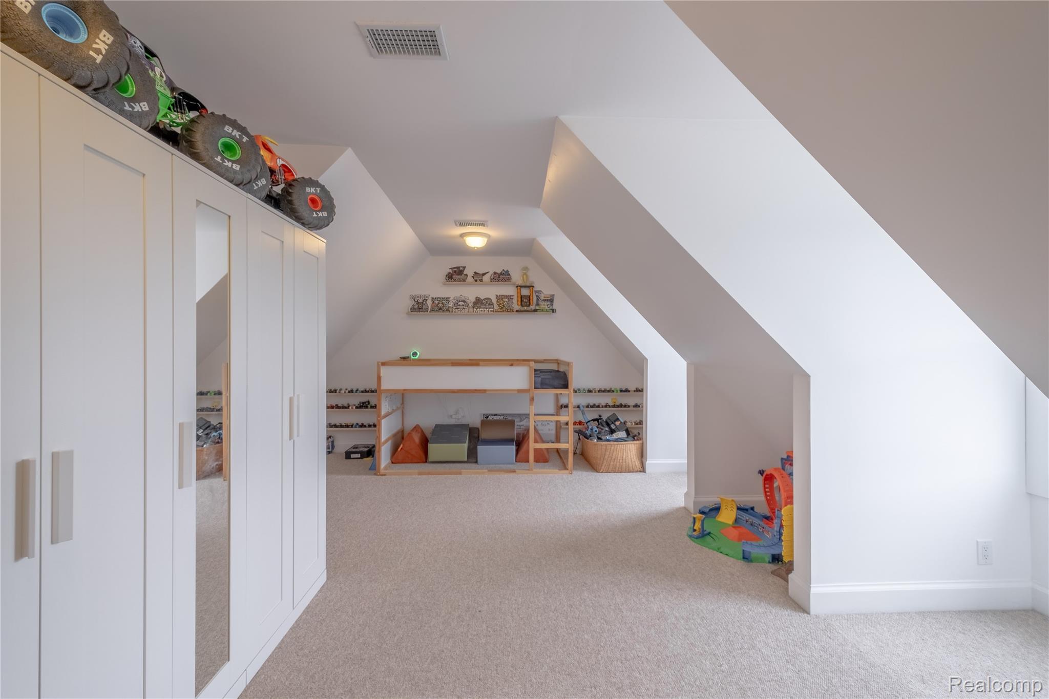 Argentine Township, Michigan 48418, United States, 5 Bedrooms Bedrooms, ,4 BathroomsBathrooms,Residential,Active,155120