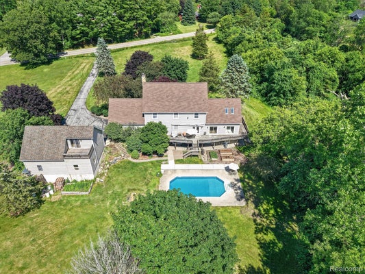 8114 CHILSON RD, PINCKNEY, MI 48169 - Image c60237b106966cb9461ffa59625b369b/4255687971