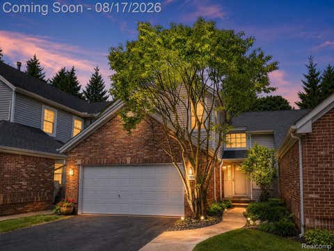 Photo of 1168 Fairways Boulevard, Troy City, MI 48085 (MLS # 20261063636)