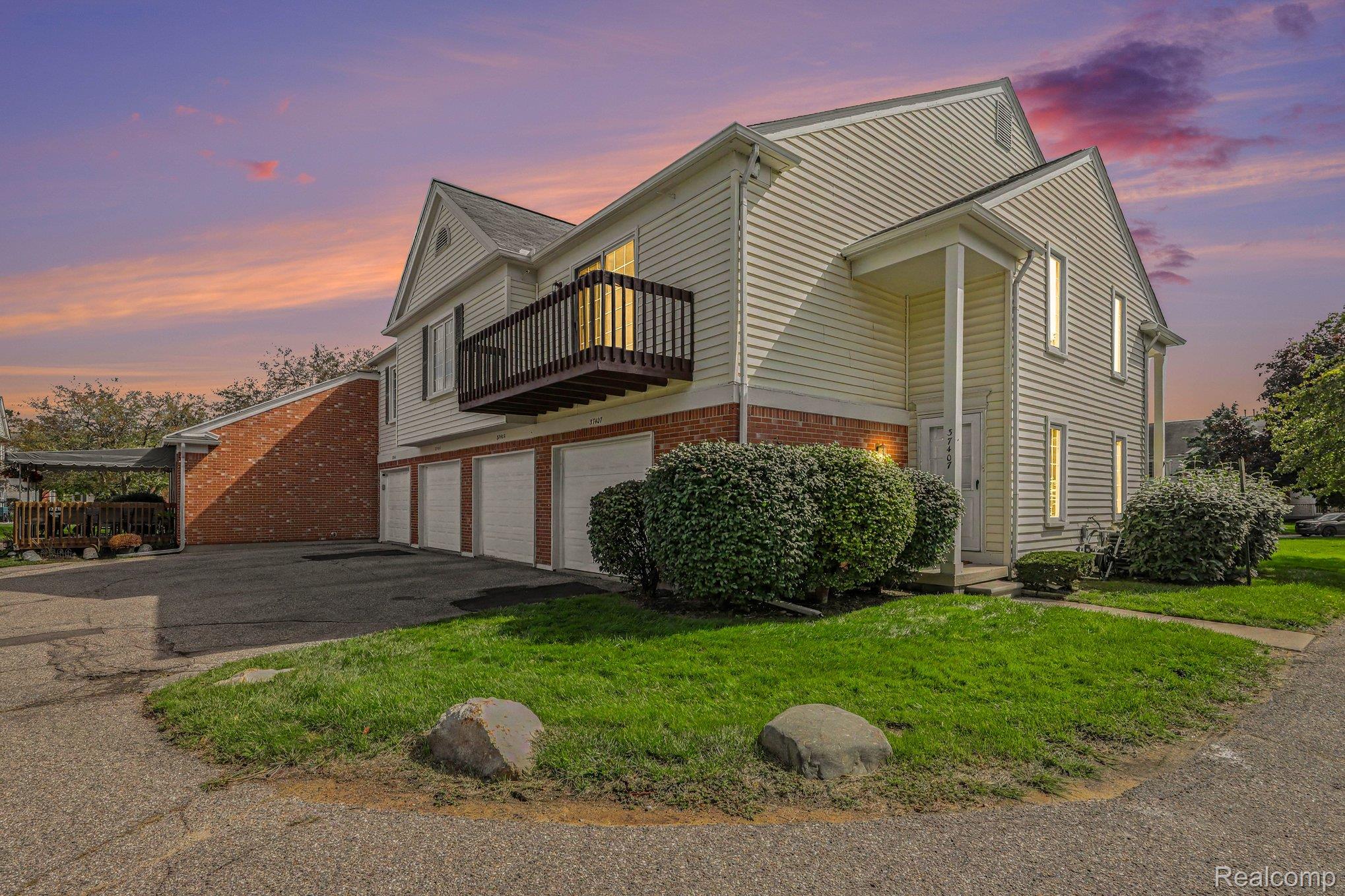 37407 Stonegate Circle