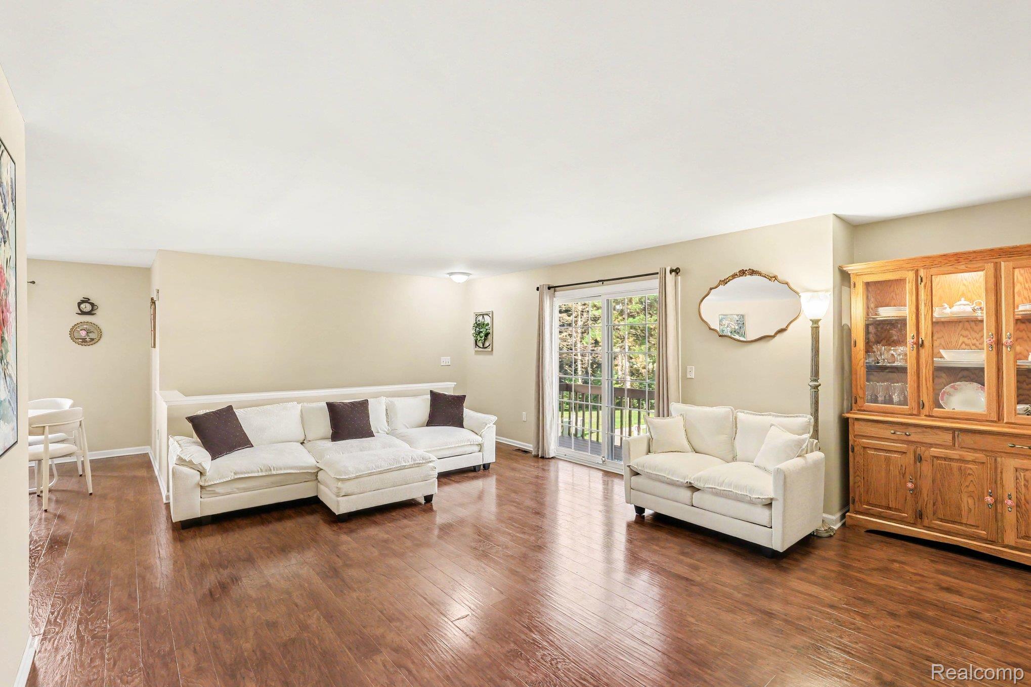 37407 Stonegate Circle