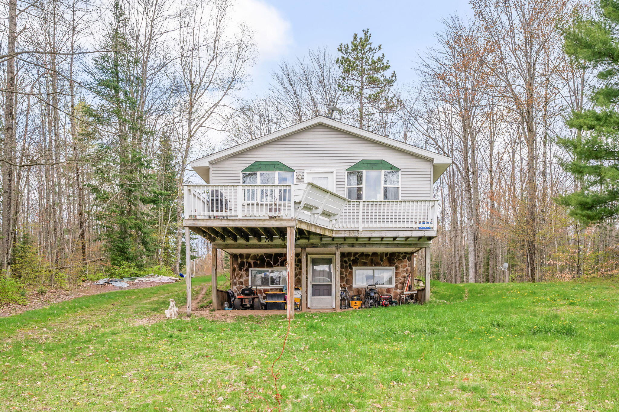 9928 Shady Lane