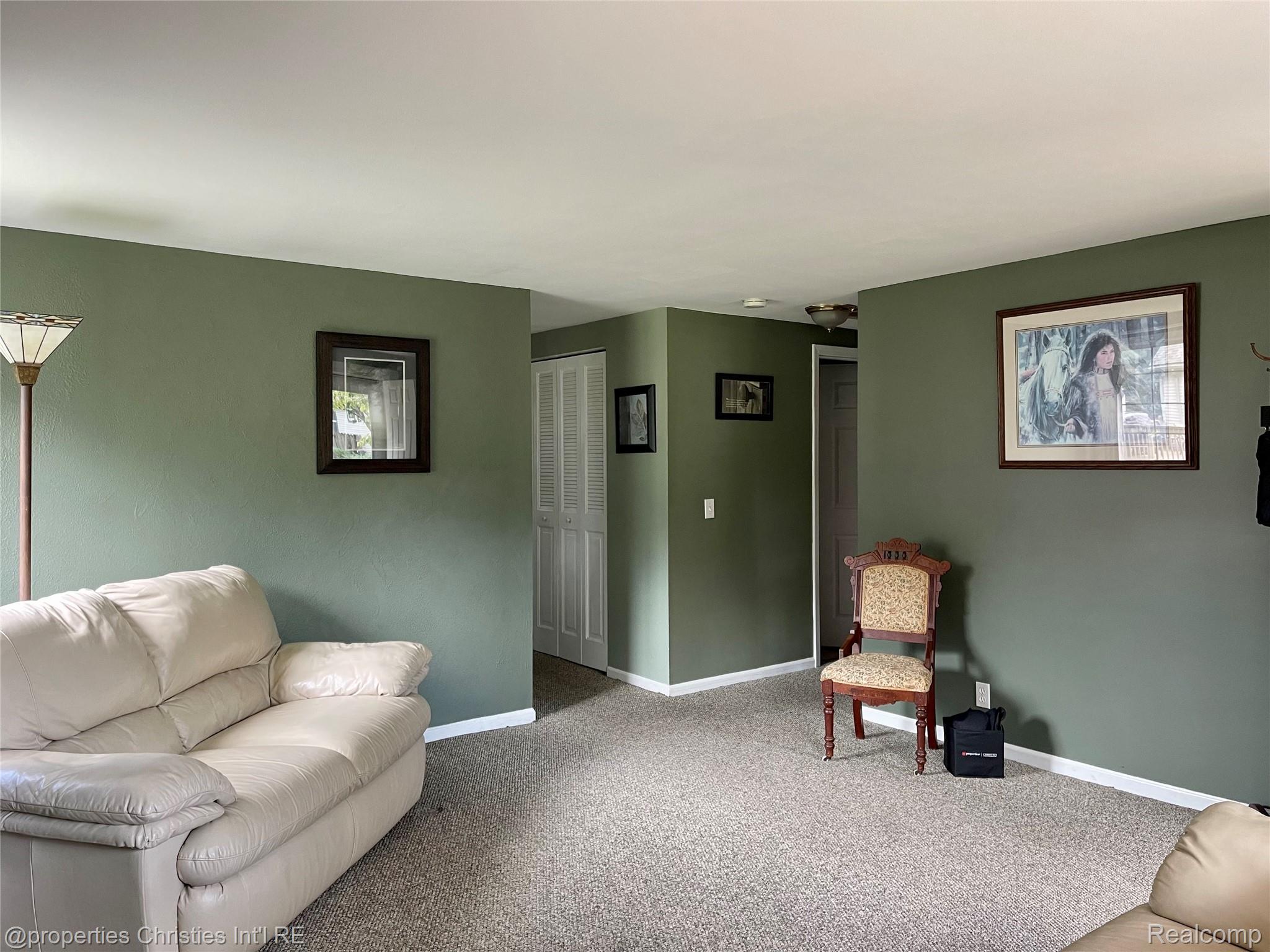 374 W Grand Traverse Street