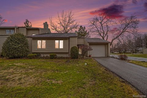 2521 White Oak Place Flint Charter Township MI 48532