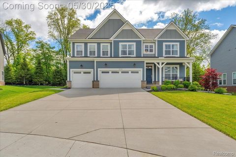 24324 Oak Ridge Boulevard South Lyon City MI 48178