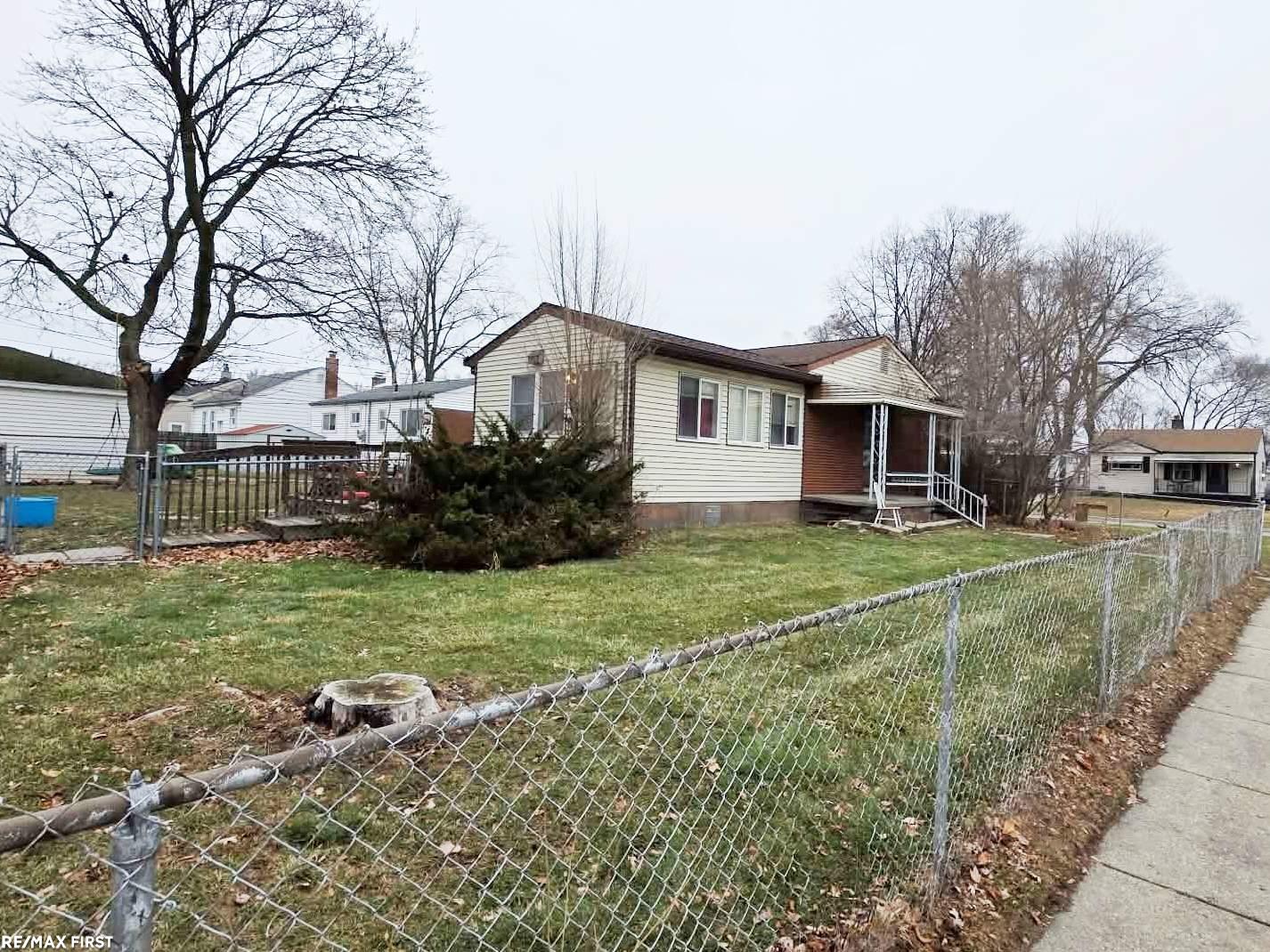 4060 Winifred Street