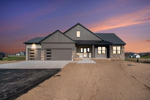 5631 Pioneer Pass SE 15 Caledonia Township MI 49316