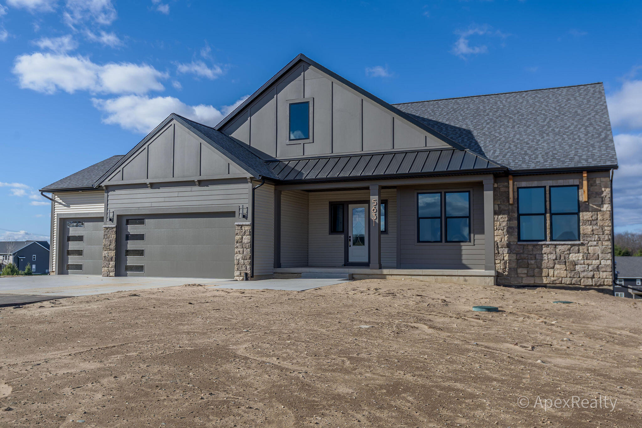 5631 Pioneer Pass SE 15