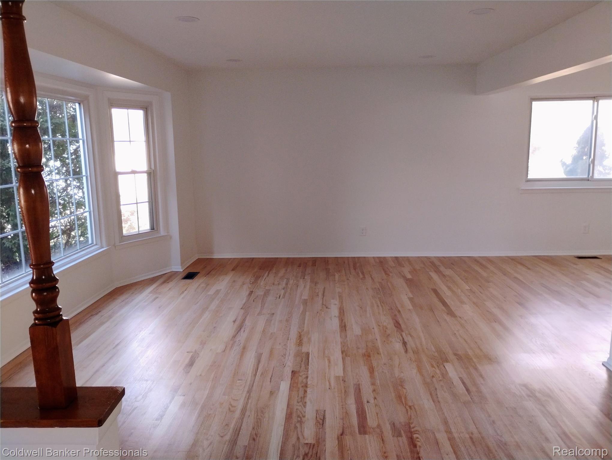 20240 Wildhern Street