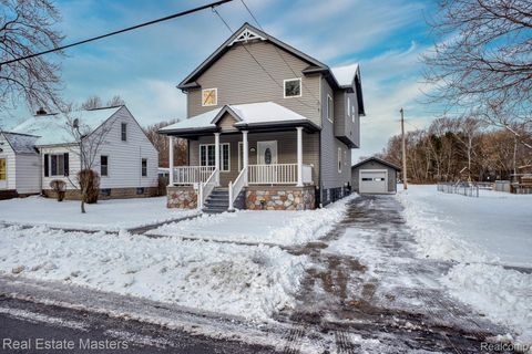 29 Taylor Street Port Huron City MI 48060