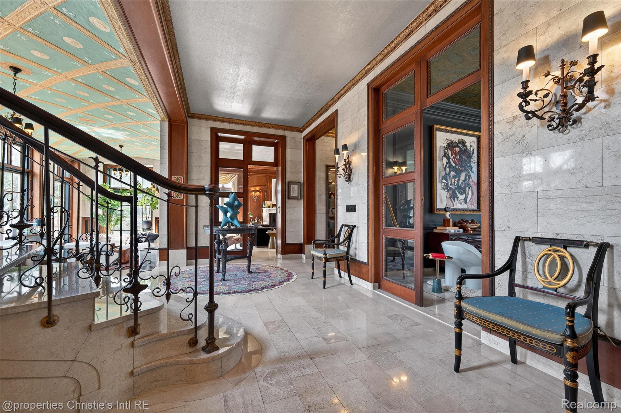 2150 Iroquois Street