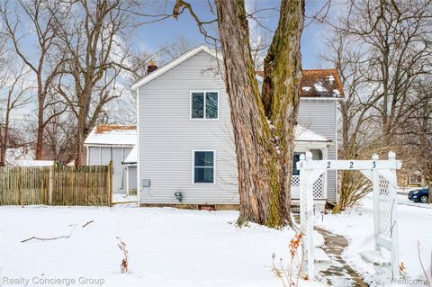 Tiny photo for 223 S Summit Street, Webberville Village, MI 48892 (MLS # 20261002536)