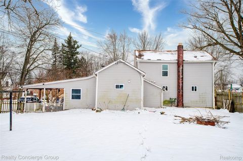 Tiny photo for 223 S Summit Street, Webberville Village, MI 48892 (MLS # 20261002536)