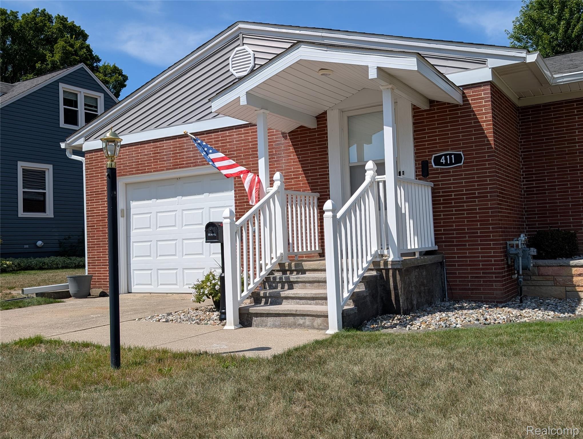 411 Cleveland Street
