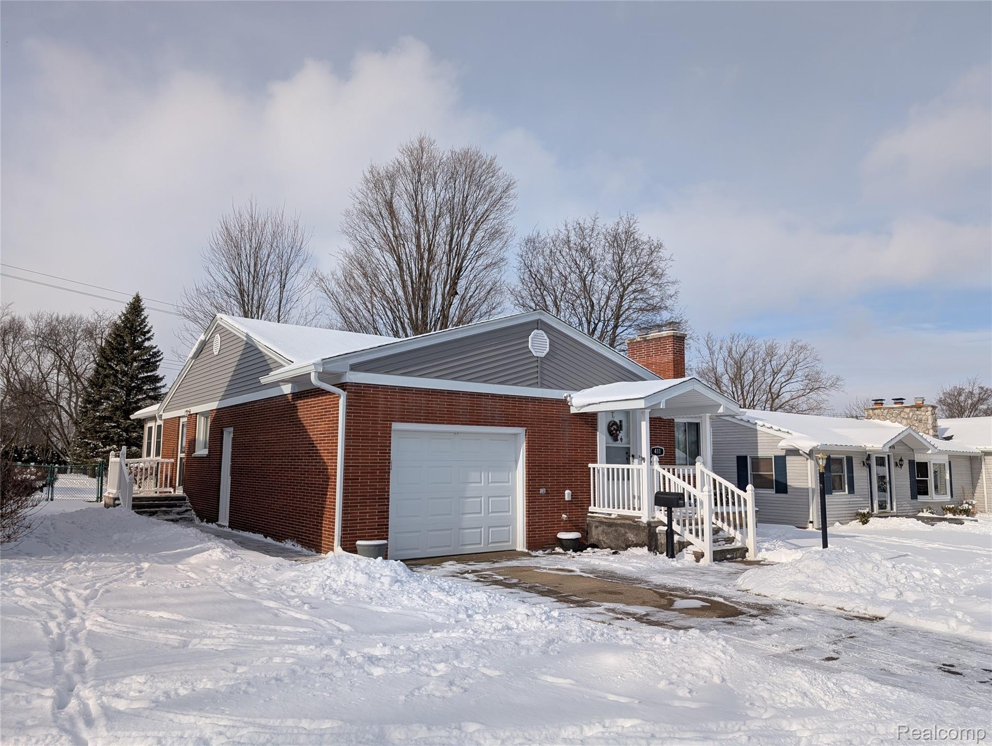 411 Cleveland Street