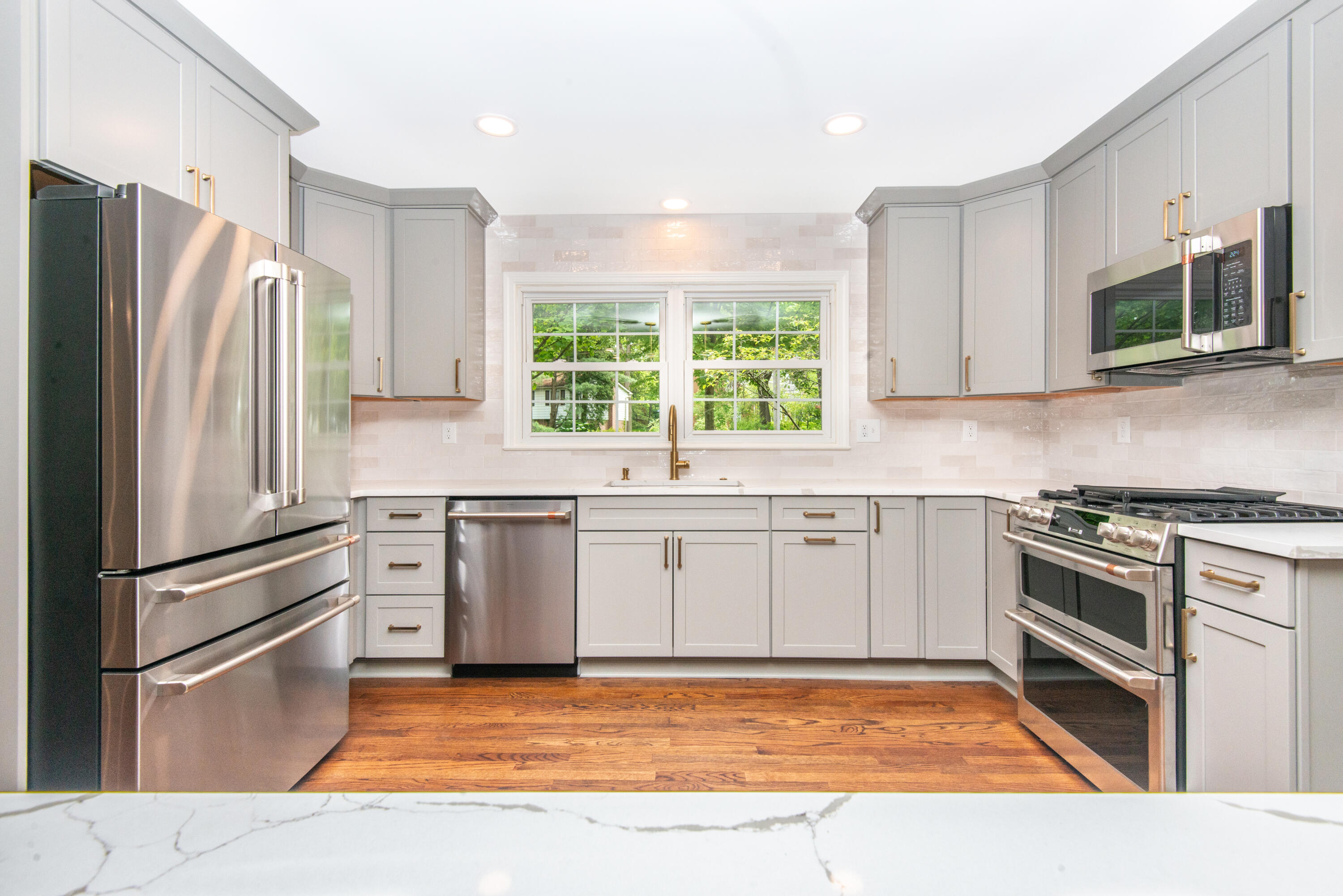 3075 Provincial Drive