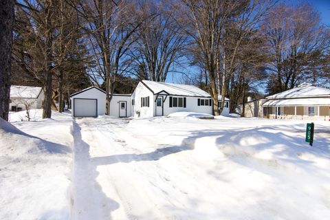 Photo of 905 N Bridge Street, Forest Home Township, MI 49615 (MLS # 78080065516)