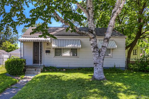 27098 DELTON Street Madison Heights City MI 48071