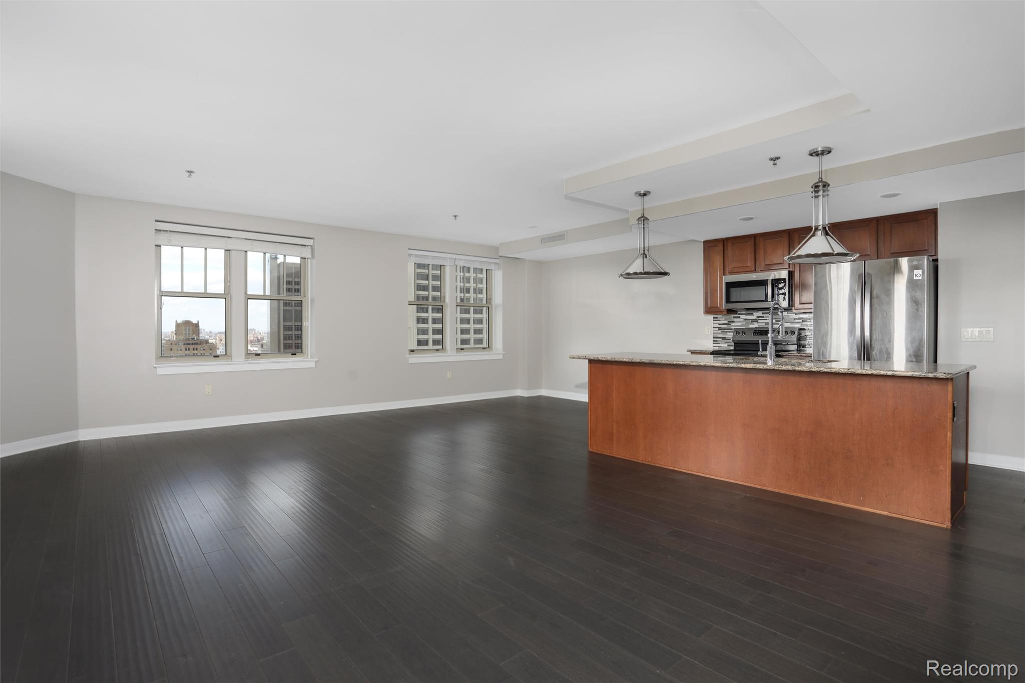 525 W LAFAYETTE Boulevard 18B