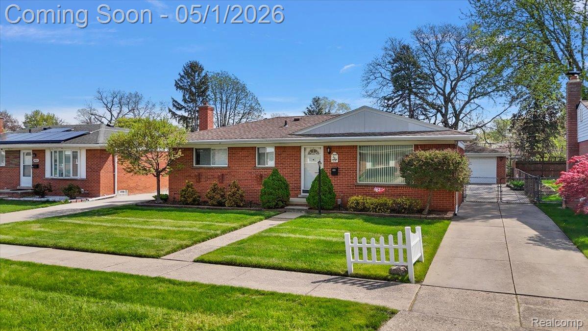 28696 Patricia Avenue