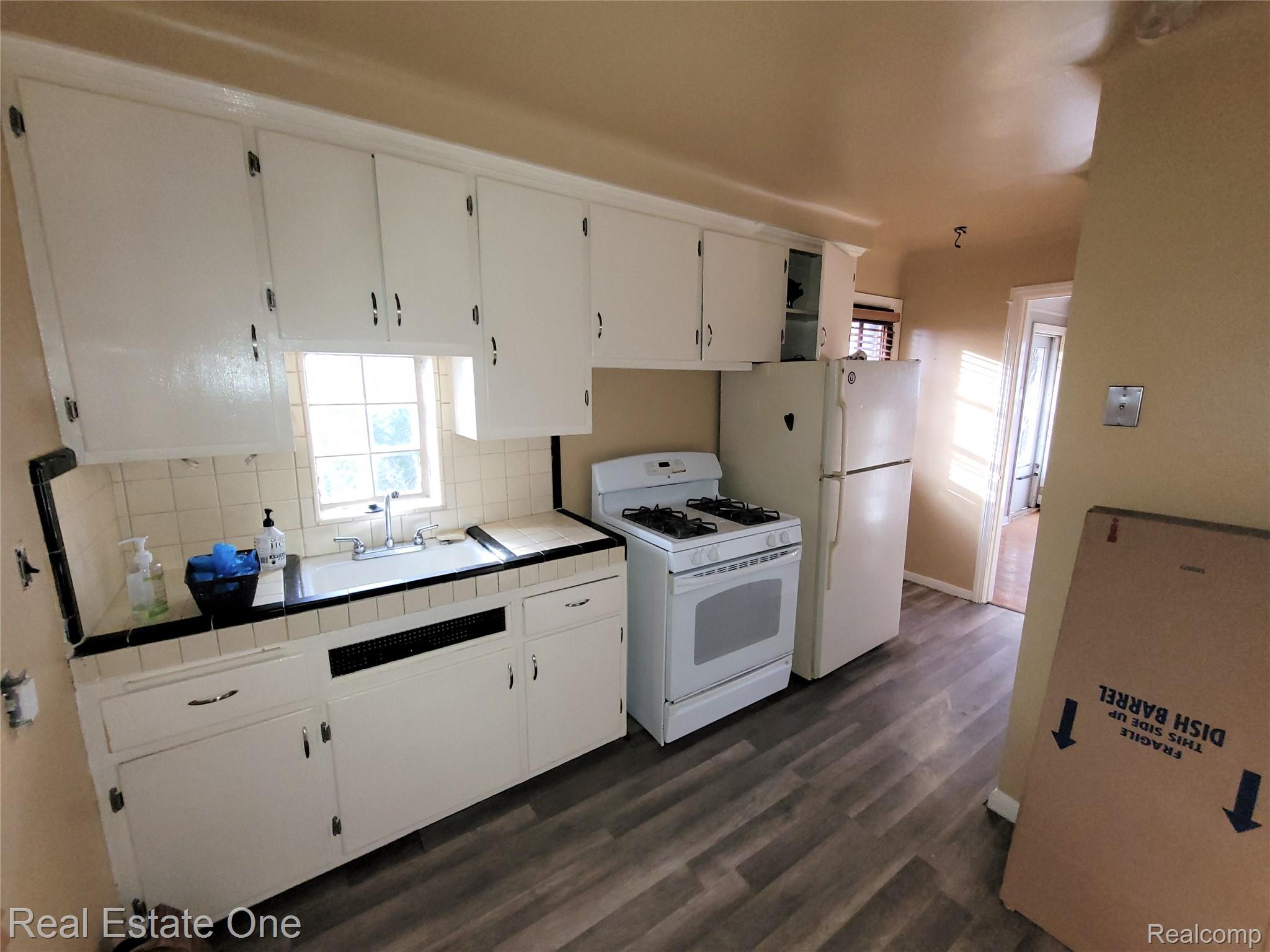 10339 Tireman Avenue