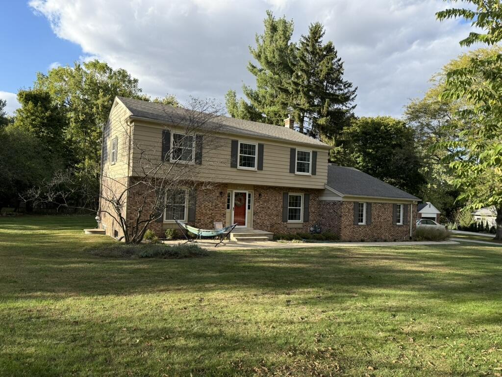 2929 Laurentide Drive