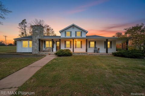 13985 Lone Tree Road Hartland Township MI 48380