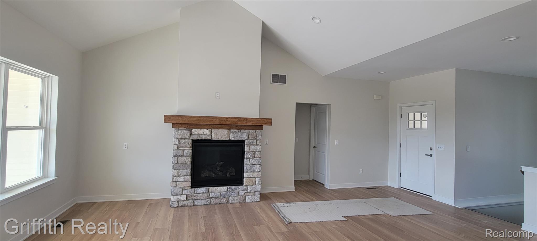 2878 Clivedon Road
