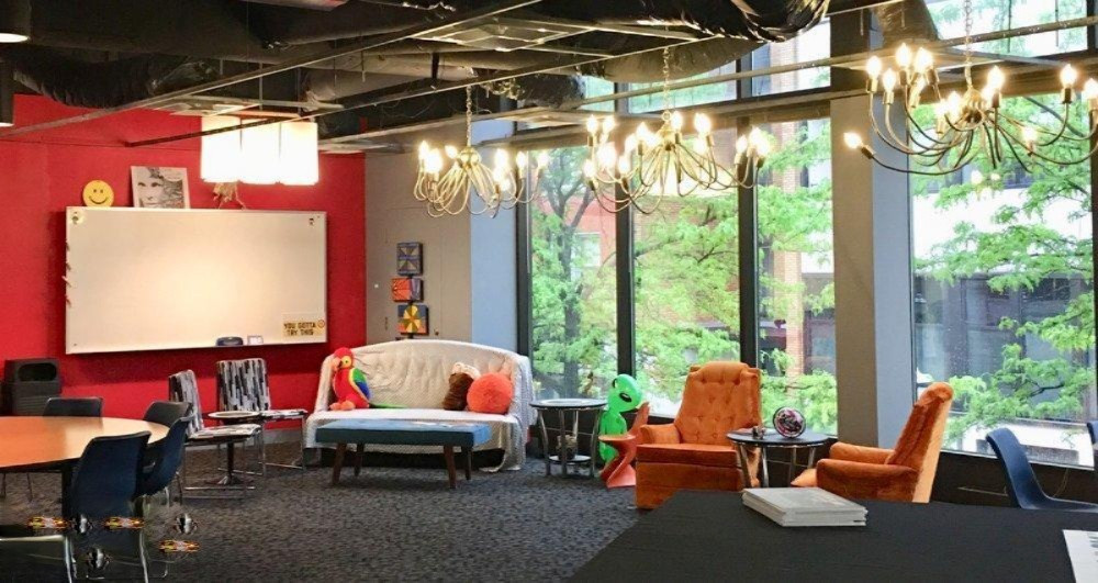 321 S Kalamazoo Mall