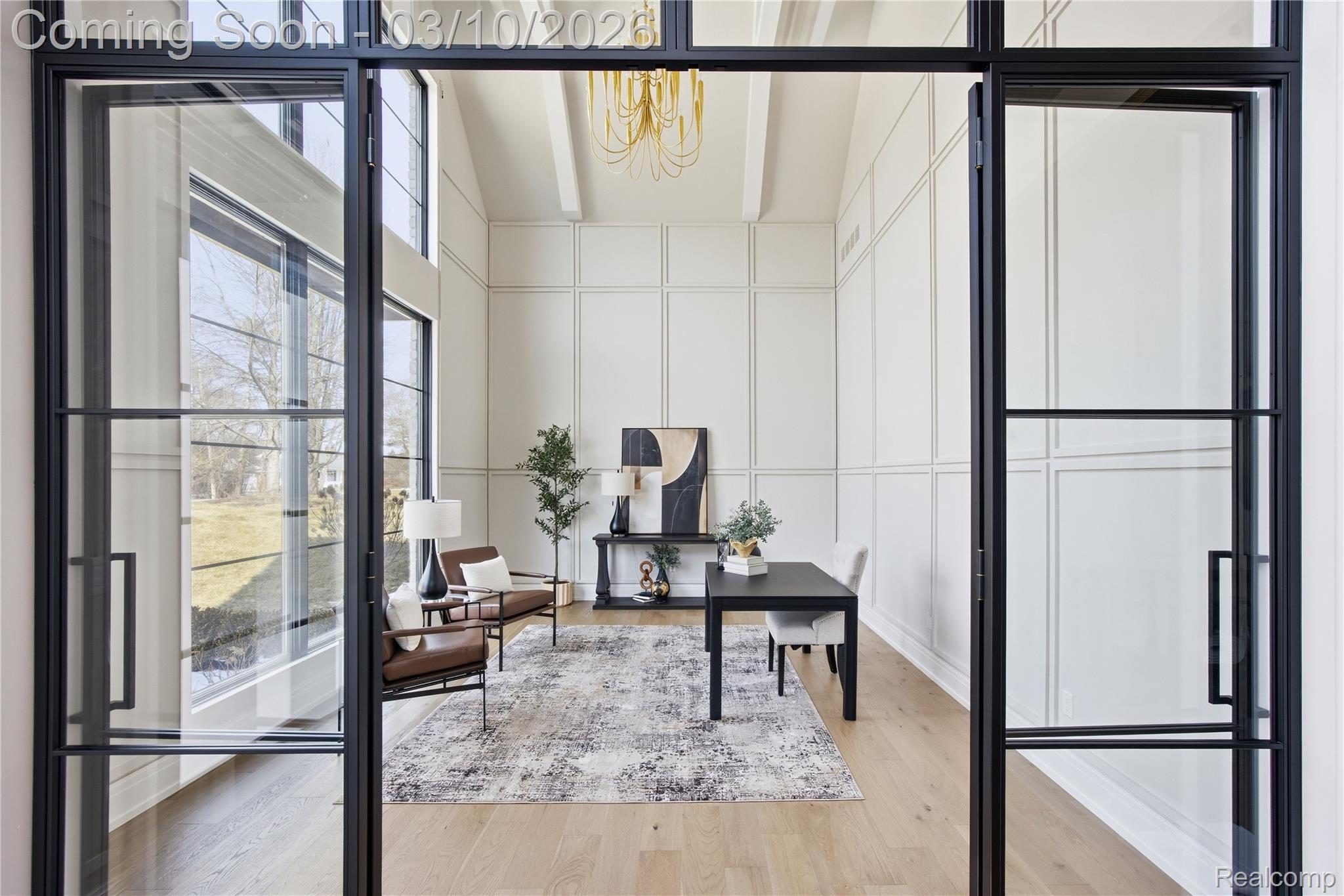 3281 Chickering Lane