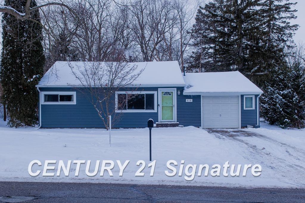 818 S Adelaide Street