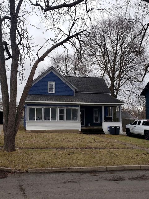 216 N MONROE Street Lapeer City MI 48446